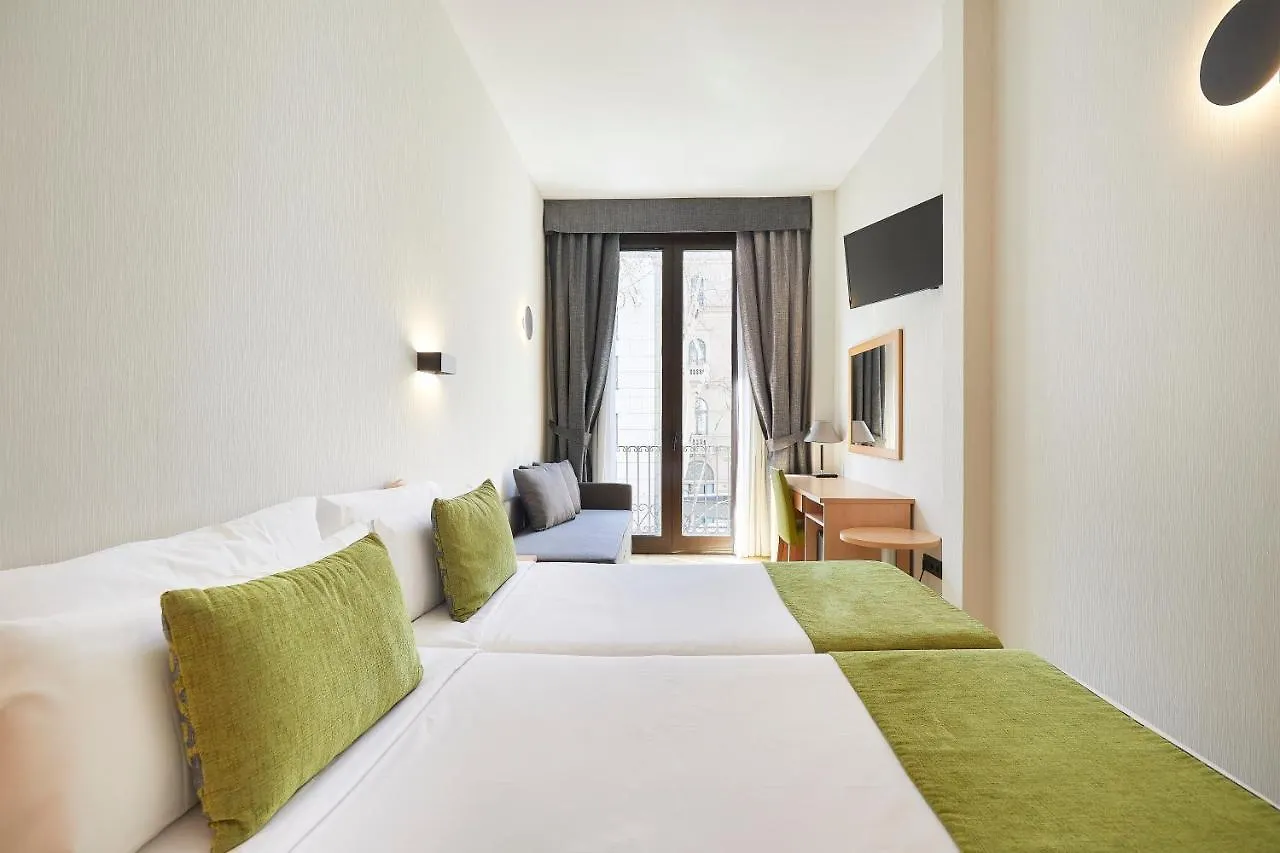 ***  Flor Parks Otel Barselona İspanya